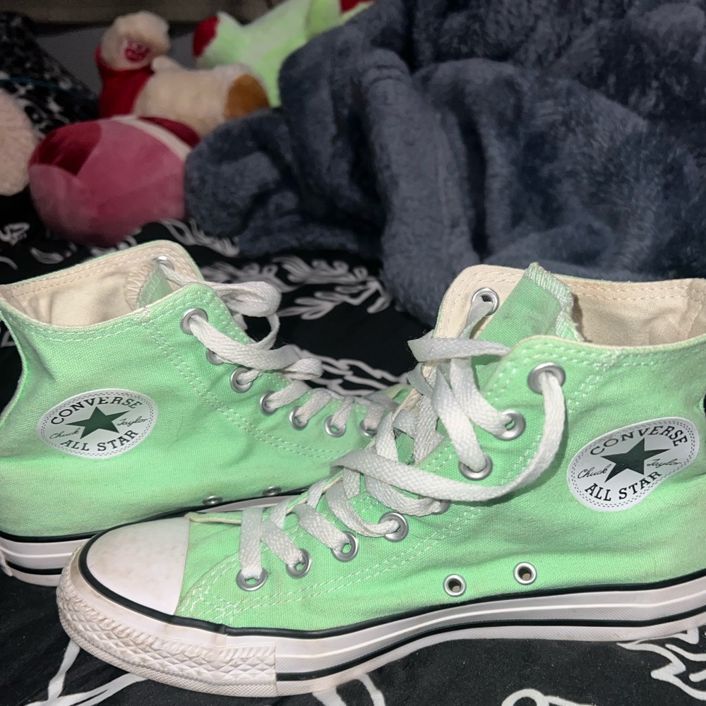 Converse